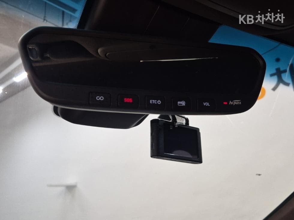 Дженезис G903.8 GDi AWD Премиум Люкс - 17