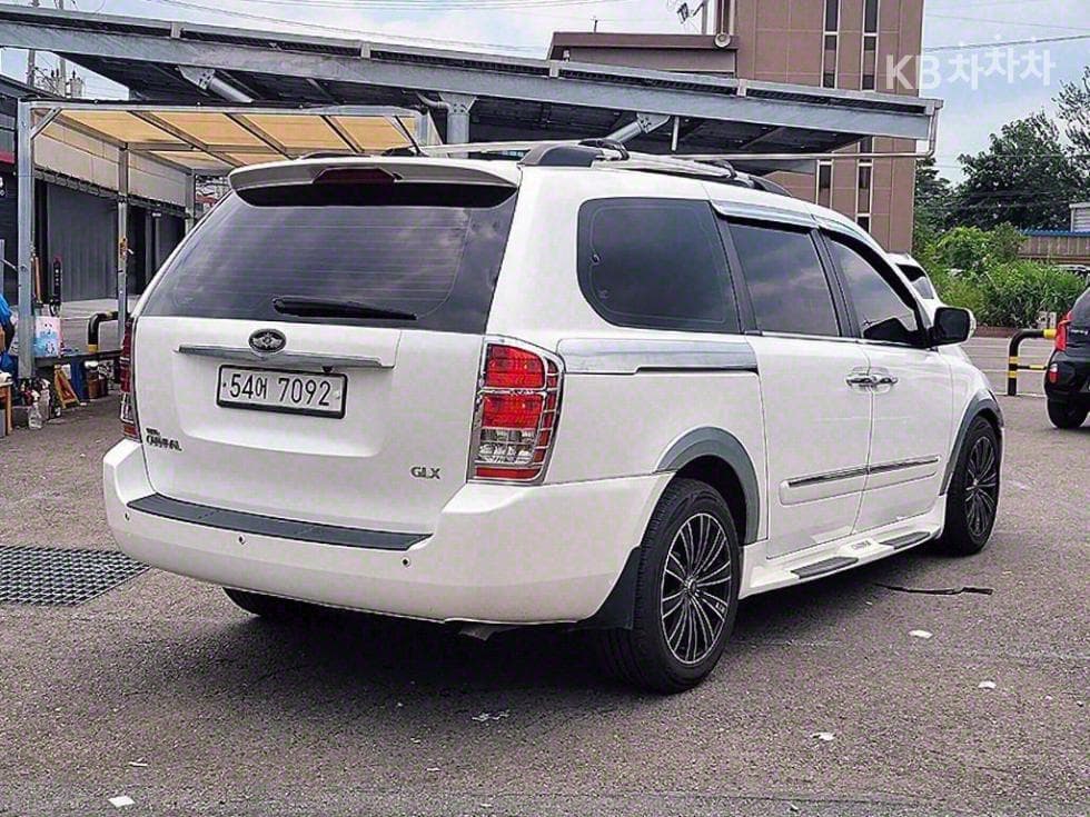 Киа Канивал R그랜드Канивал GLX Висок клас - 4