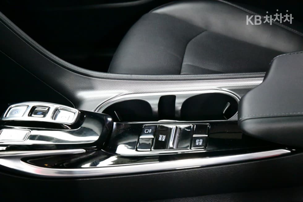 Хюндай Соната (DN8)2.0 Premium 패밀리 - 12