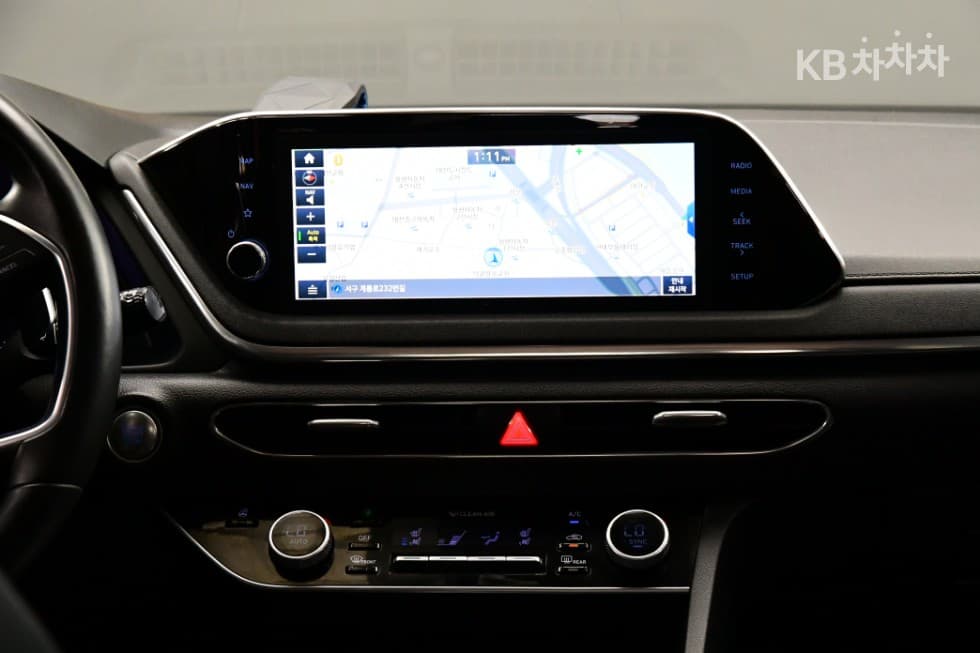 Хюндай Соната (DN8)2.0 Premium 패밀리 - 18