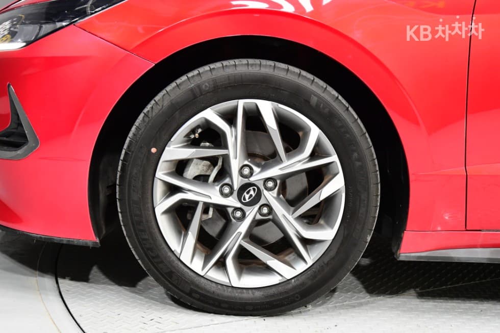 Хюндай Соната (DN8)2.0 Premium 패밀리 - 22