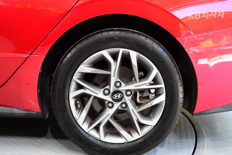 Хюндай Соната (DN8)2.0 Premium 패밀리 - 23