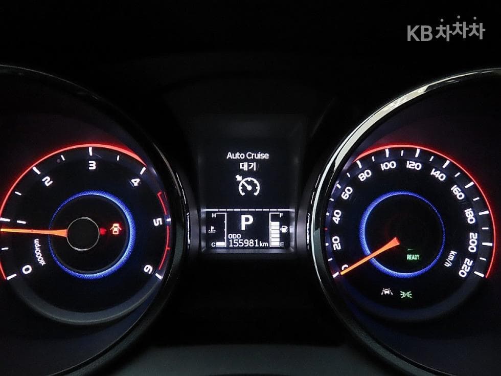 KG Mobility Tivoli 아머1.6 Diesel LX 2WD - 8