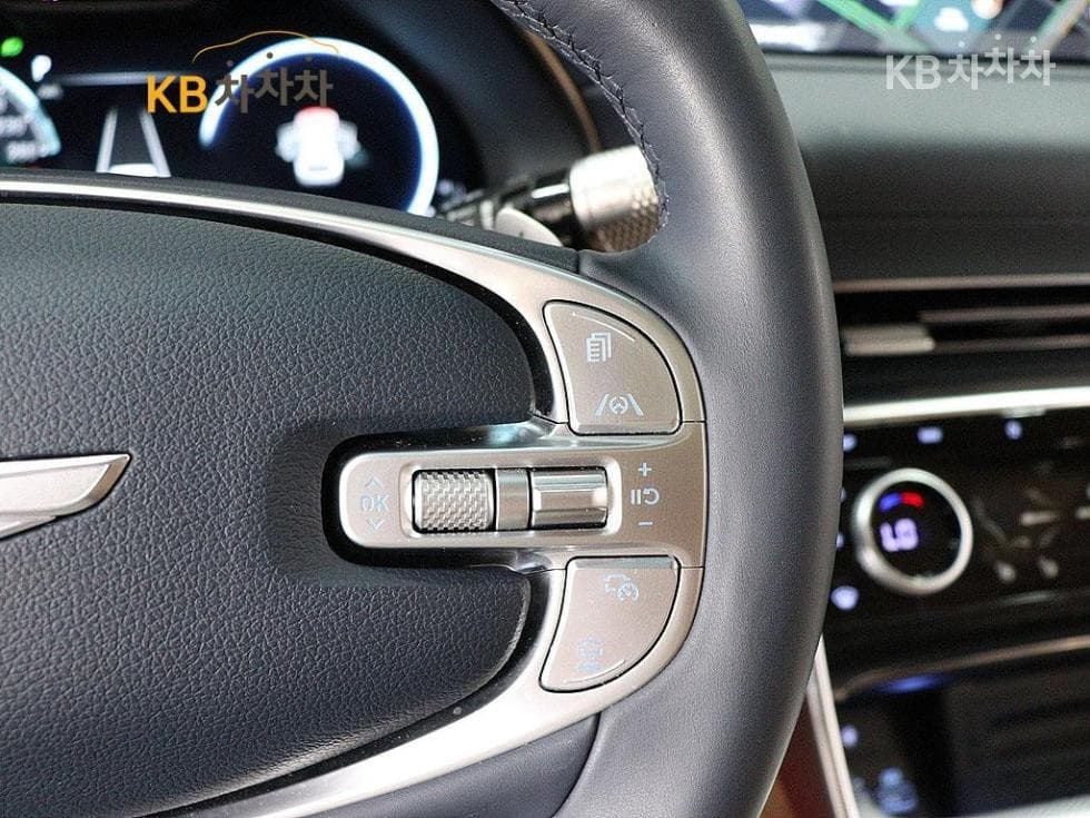 Genesis GV802.5 Turbo Gasoline AWD - 8