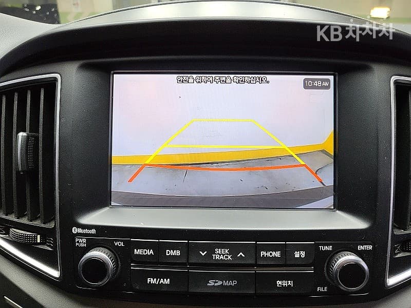 (93L9005)Hyundai Grand Starex 5 Passenger Van Hyundai - 12