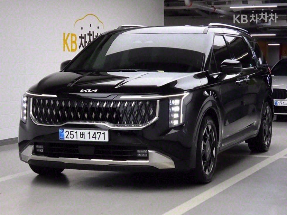 Kia The New (facelift) Carnival 4th generation G3.5 GDI 9-seater Signature - Image 1