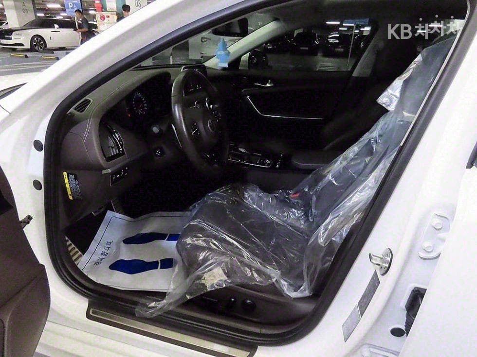 Kia Stinger2.0 Turbo 2WD 플래티넘 - 6
