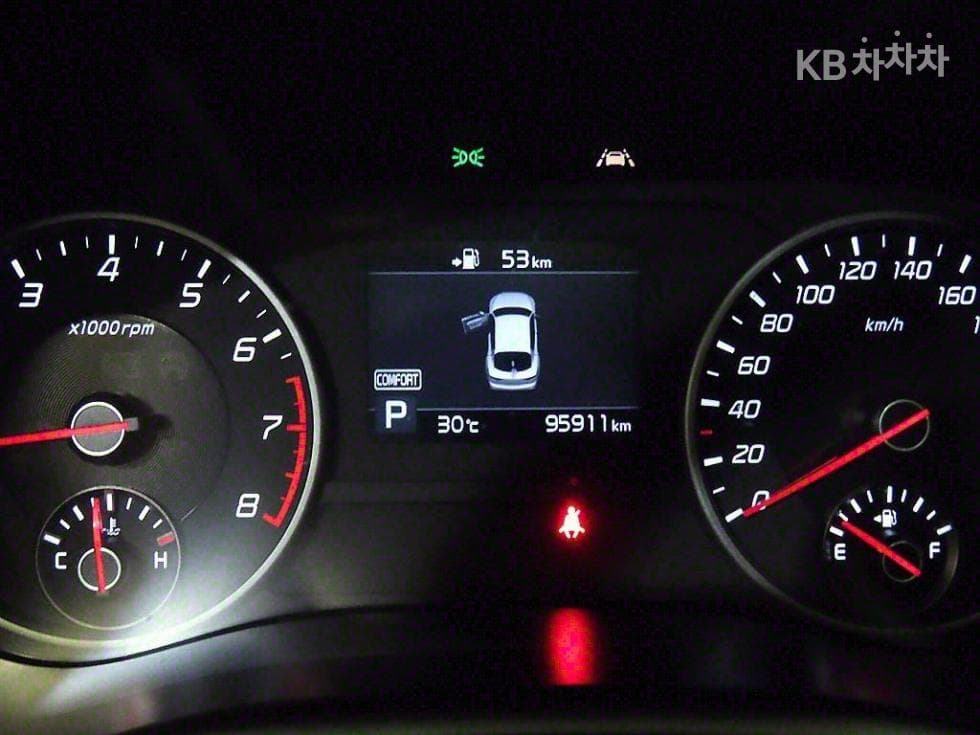 Kia Stinger2.0 Turbo 2WD 플래티넘 - 9