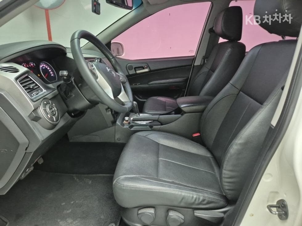 КейДжи Мобилити The New (фейслифт) Корандо Спорт (pickup variant)2.2 CX5 2WD 패션 - 11