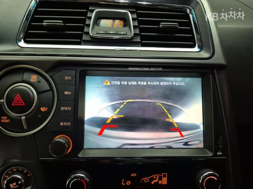 КейДжи Мобилити The New (фейслифт) Корандо Спорт (pickup variant)2.2 CX5 2WD 패션 - 14