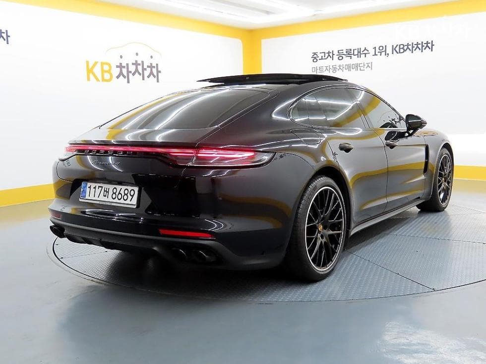 Porsche 파나메라 (971)2.9 4 Стандартен - 4