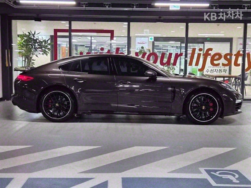 Porsche 파나메라 (971)4.0 GTS Standard - 3