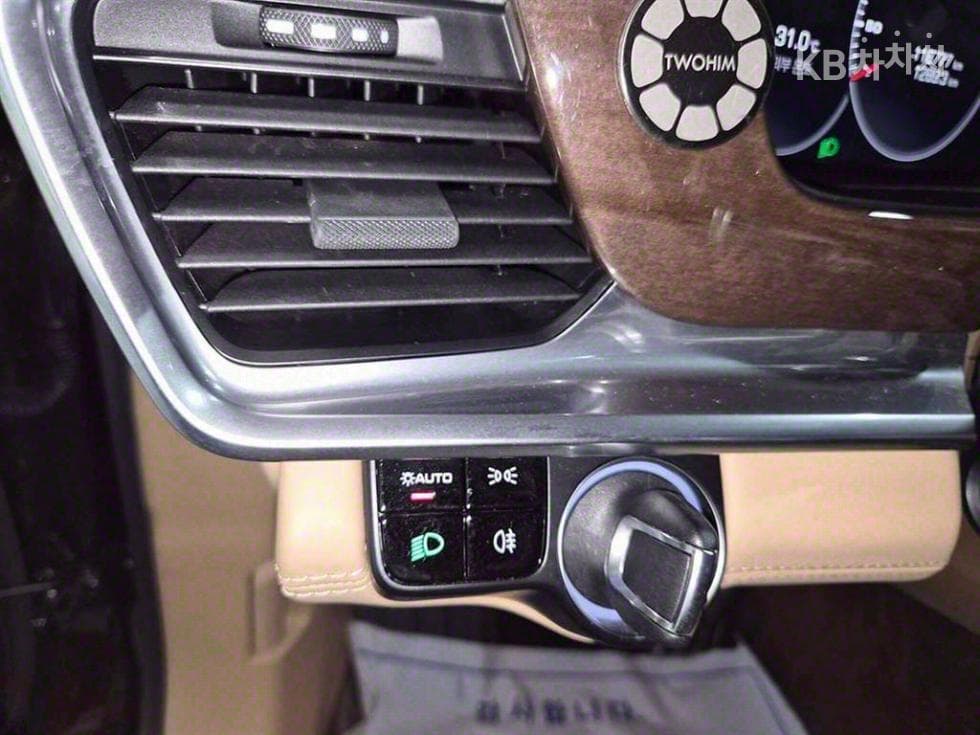 Porsche 파나메라 (971)4.0 GTS Standard - 12