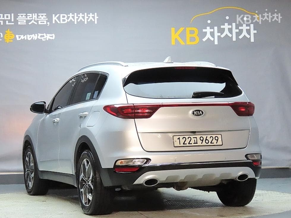 Киа Sportage 더 볼드Смарт스트림 D 1.6 Дизел 4x4 Престиж - 4