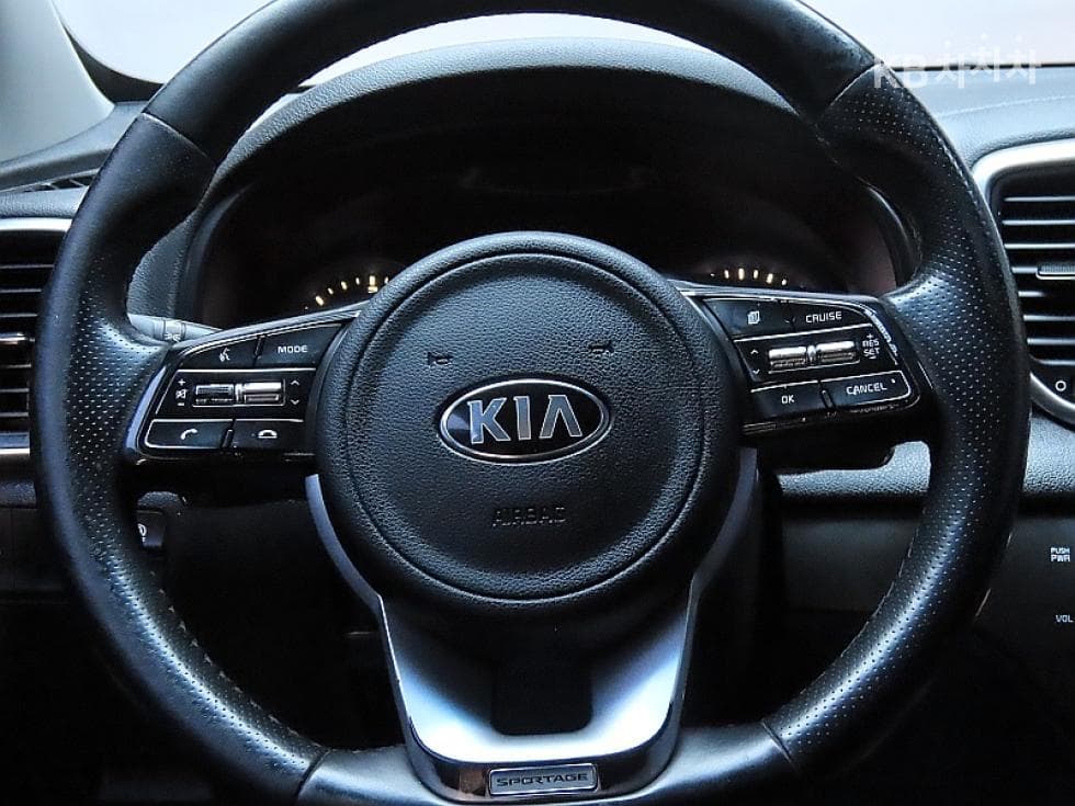 Киа Sportage 더 볼드Смарт스트림 D 1.6 Дизел 4x4 Престиж - 16