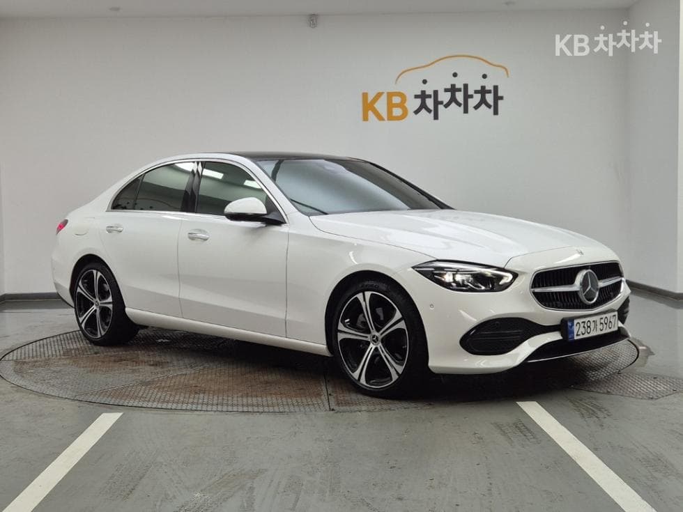 Mercedes-Benz C-Клас 6세대(W206)C300 4Matic Avantgarde - 2