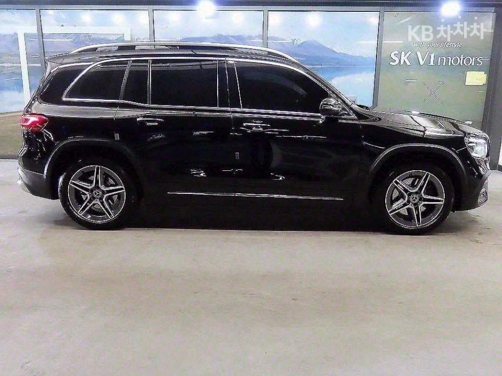 Mercedes-Benz GLB(X247)GLB 250 4Matic - 3