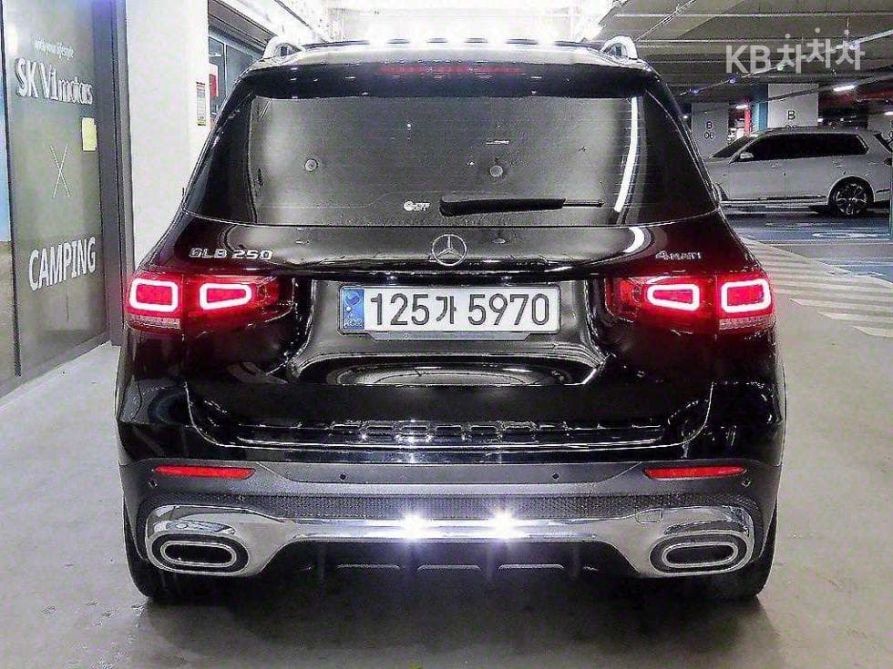 Mercedes-Benz GLB(X247)GLB 250 4Matic - 5