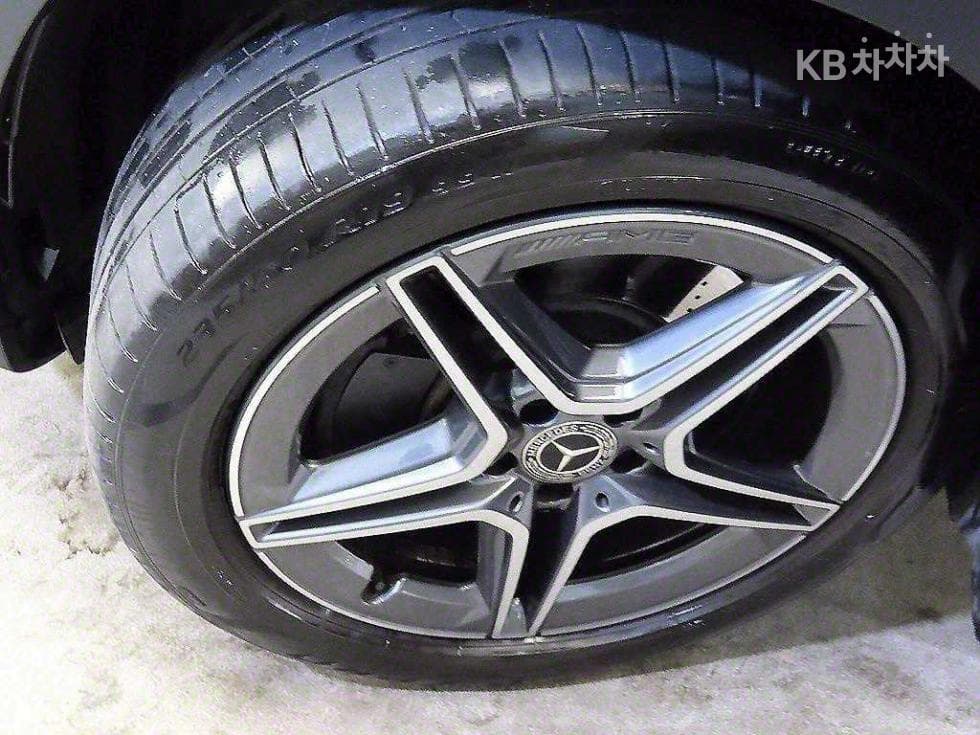 Mercedes-Benz GLB(X247)GLB 250 4Matic - 20