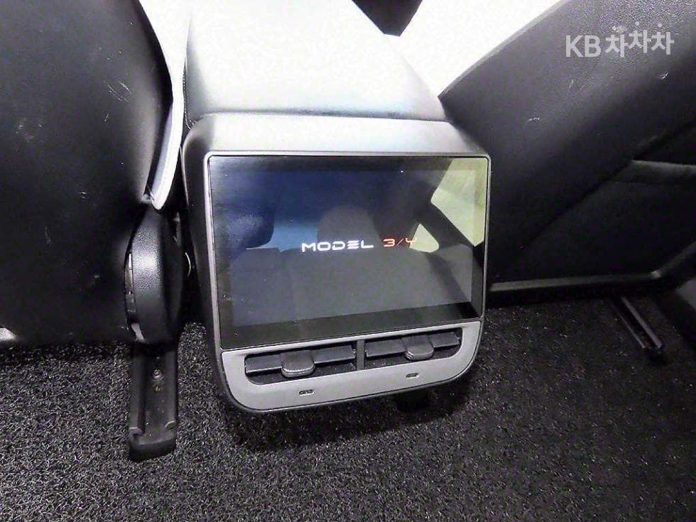 테슬라 Model 3Long Range - 17