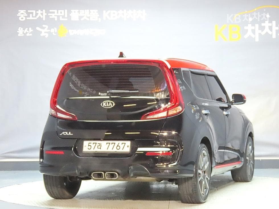 Киа Soul 부스터1.6 T-GDI Noblesse - 2
