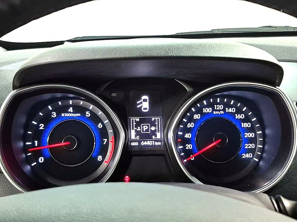 Хюндай The New (фейслифт) Avante (Elantra)1.6 GDi Modern Стандартен - 7
