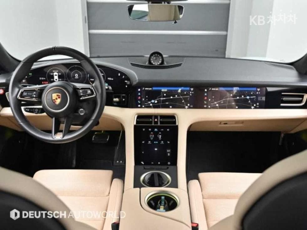 Porsche TaycanTurbo - 7