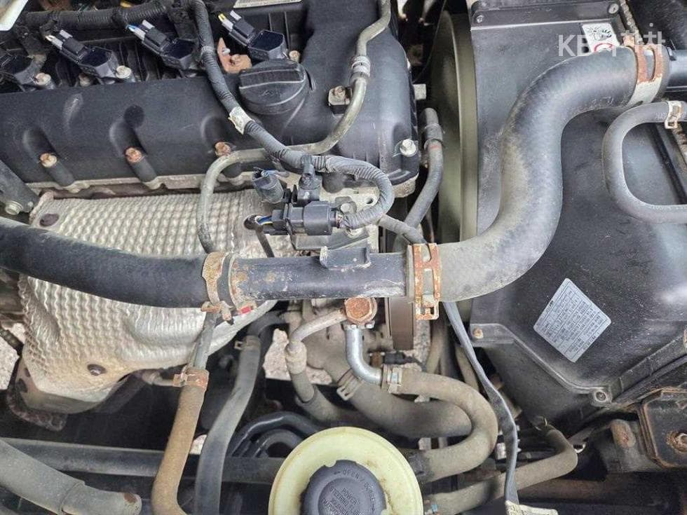 Киа The New (фейслифт) Бонго 3 (лек)파워게이트 1 тон 수직형(2단) Королевска кабина Удължено междуосие L - 16