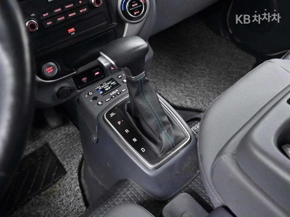 (95로8340)KIA The New Bongo3 EV Refrigerated 1Ton Standard King Cab Extra Long GL - 9