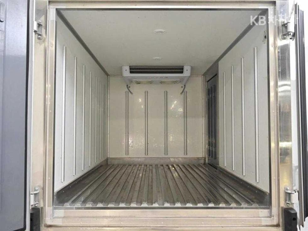 (95로8340)KIA The New Bongo3 EV Refrigerated 1Ton Standard King Cab Extra Long GL - 20