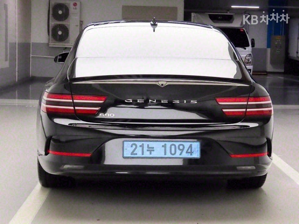 GENESIS ELECTRIFIED G80 EV Base - Image 3