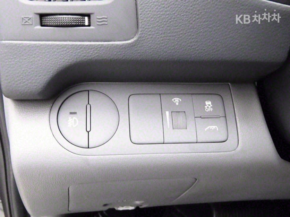 Хюндай Гранд Старекс11-местен Комби CVX Лукс - 12