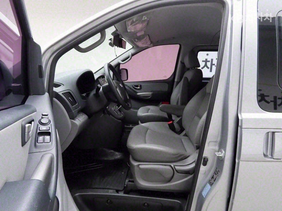 Хюндай Гранд Старекс11-местен Комби CVX Лукс - 13