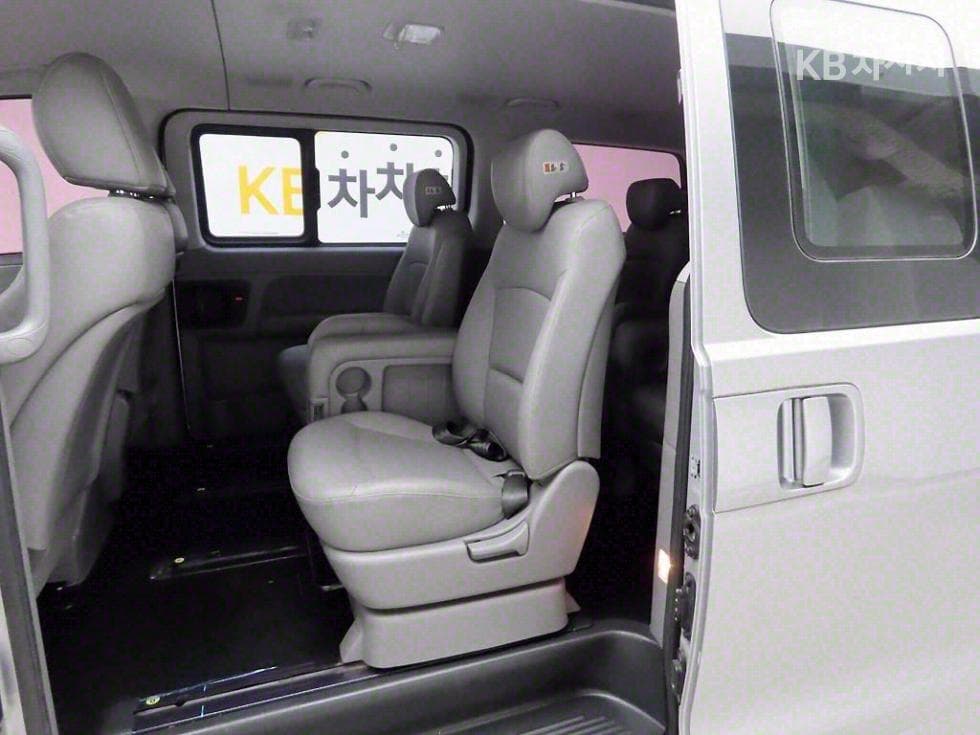 Хюндай Гранд Старекс11-местен Комби CVX Лукс - 14