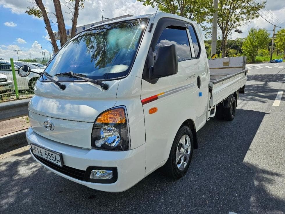 Hyundai Porter2 Extra Long Axle Powergate Supercab Smart - Image 1