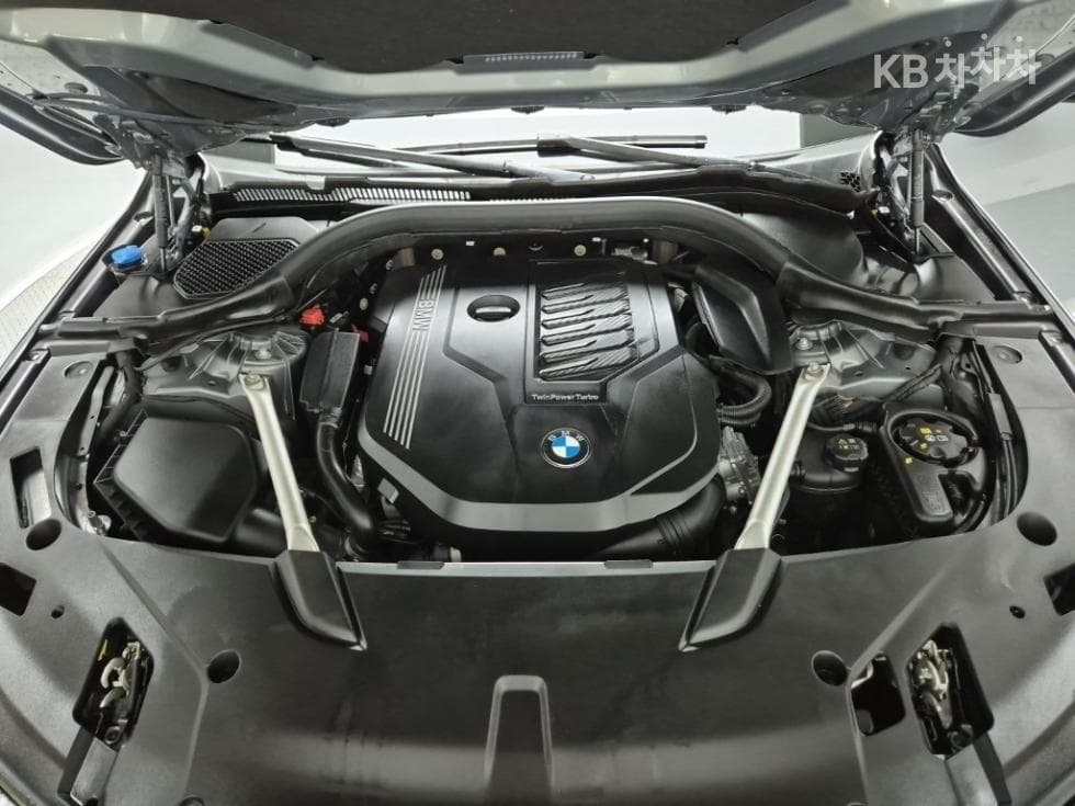 BMW Gran Turismo6 Series GT 630i xDrive M Sport Package - 5