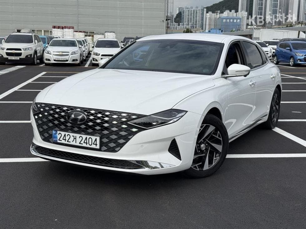 Хюндай The New (фейслифт) Grandeur (Azera) Хибрид 2.4 Exclusive - Image 1