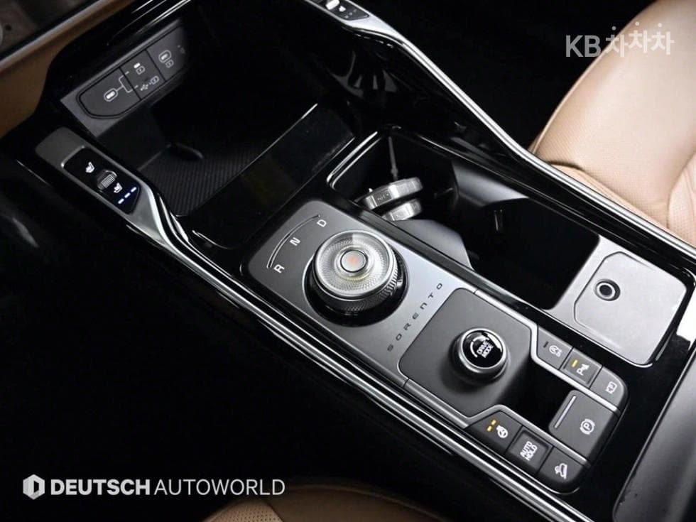 Киа The New (фейслифт) Sorento MQ42.2 Дизел 2WD Signature - 9