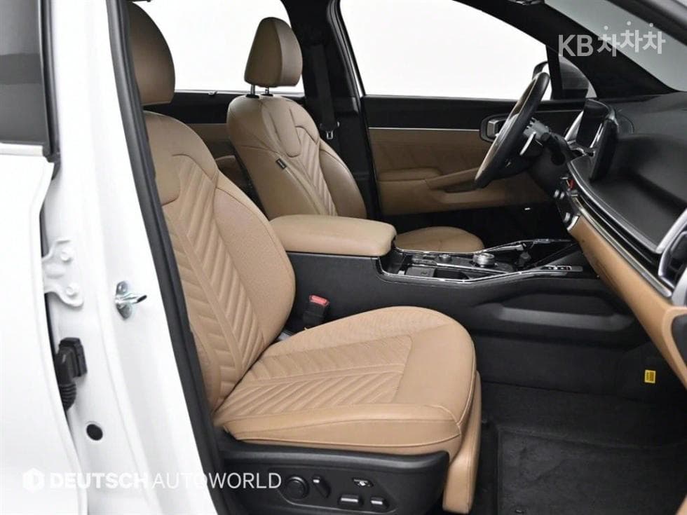 Киа The New (фейслифт) Sorento MQ42.2 Дизел 2WD Signature - 10