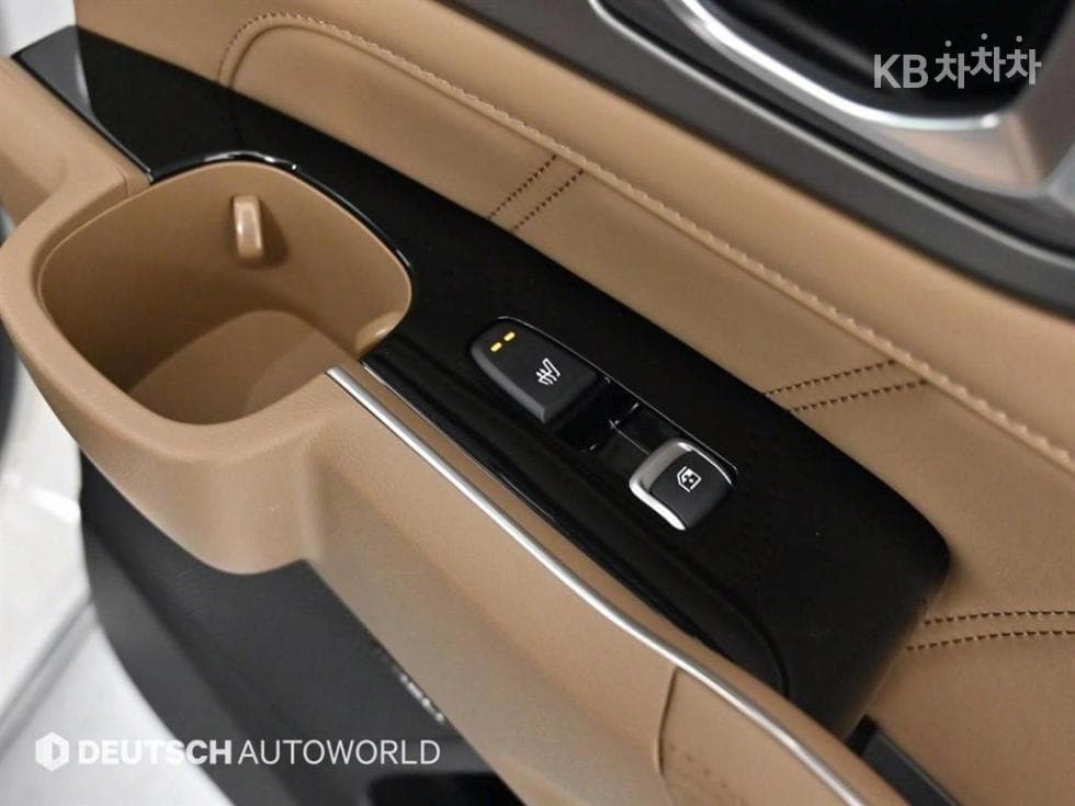 Киа The New (фейслифт) Sorento MQ42.2 Дизел 2WD Signature - 16