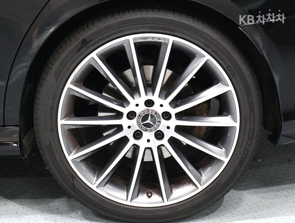 Mercedes-Benz E-Клас (W213)E350 4MATIC AMG Line - 18