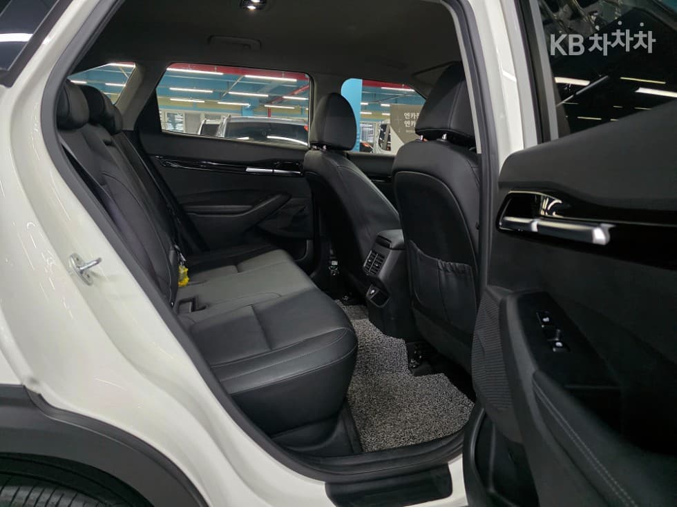 Kia Seltos1.6 Gasoline Turbo 2WD Noblesse - 14