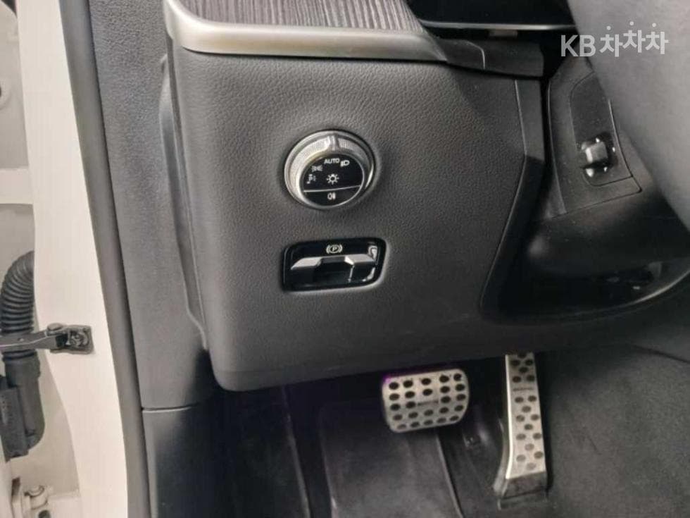 (172Low7745)Mercedes-Benz GLC(X254)GLC220d 4Matic Basic - 12