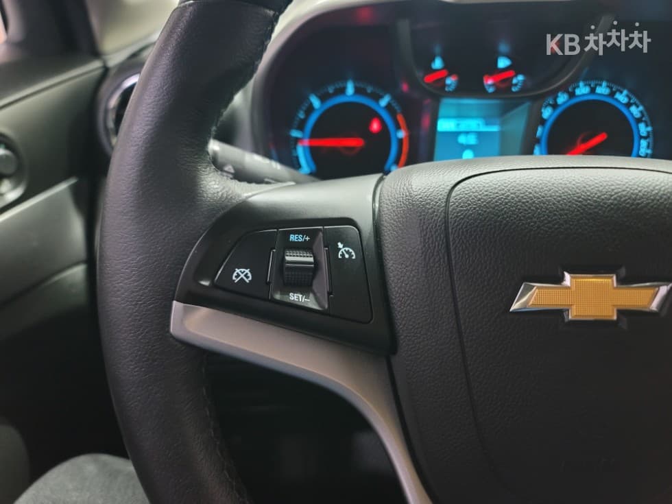 Джи Ем Корея Chevrolet OrlandoLT Safety Pack - 12