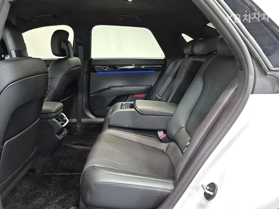 Хюндай Ди Всеново Grandeur (Azera)2.5L бензин 2WD Calligraphy - 9