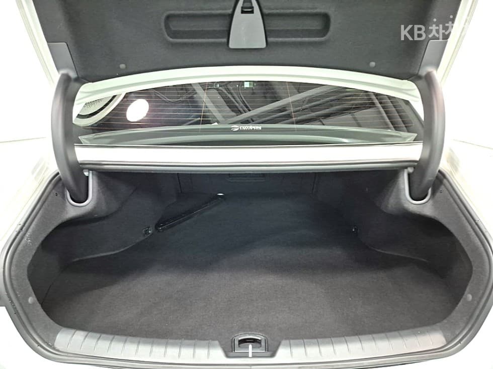 Хюндай Ди Всеново Grandeur (Azera)2.5L бензин 2WD Calligraphy - 18