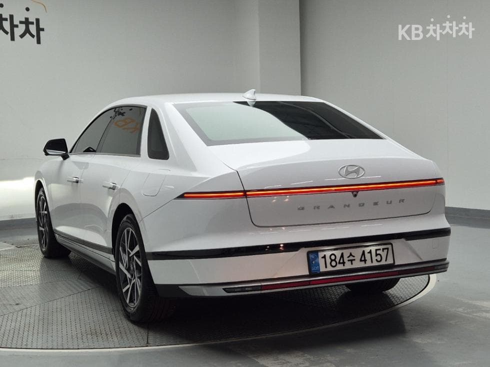 Хюндай Ди Всеново Grandeur (Azera) Хибрид1.6 Турбо Бензин Exclusive - 2