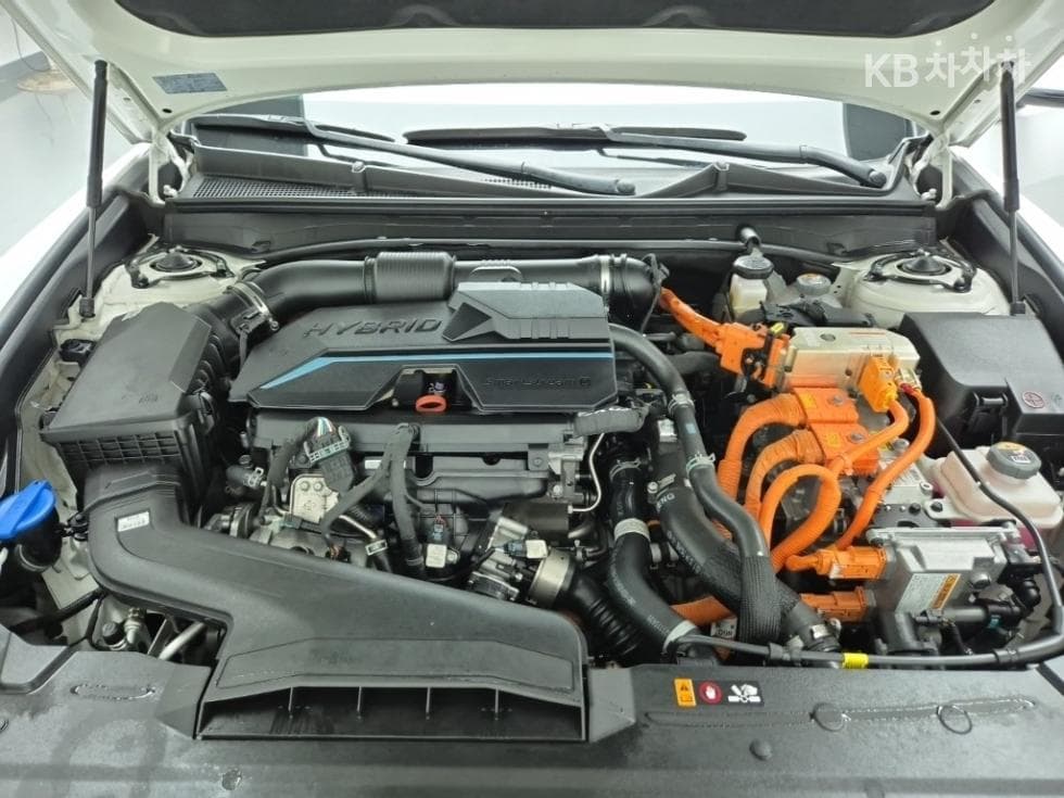 Хюндай Ди Всеново Grandeur (Azera) Хибрид1.6 Турбо Бензин Exclusive - 5