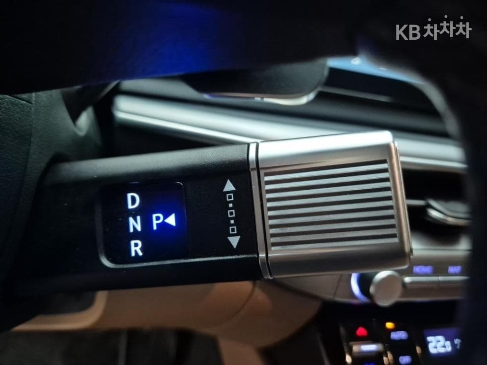 Хюндай Ди Всеново Grandeur (Azera) Хибрид1.6 Турбо Бензин Exclusive - 8