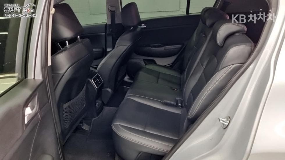 Киа Sportage 4-то поколениеДизел 2.0 2WD Престиж - 10